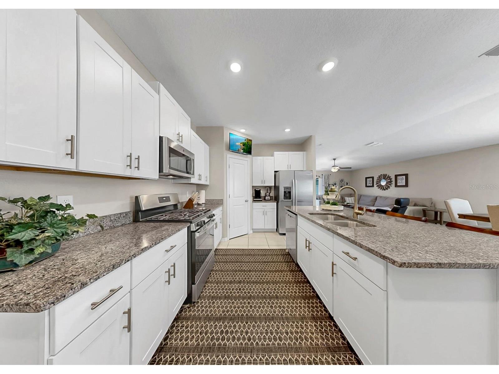 9341 Channing Hill Drive Sun City Center FL 33573 TB8485415 image19