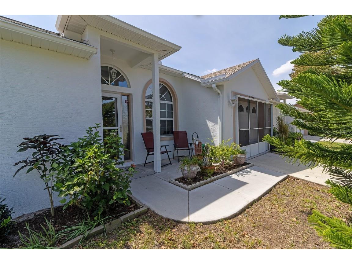 9342 Alta Sol Way New Port Richey FL 34655 W7861586 image1