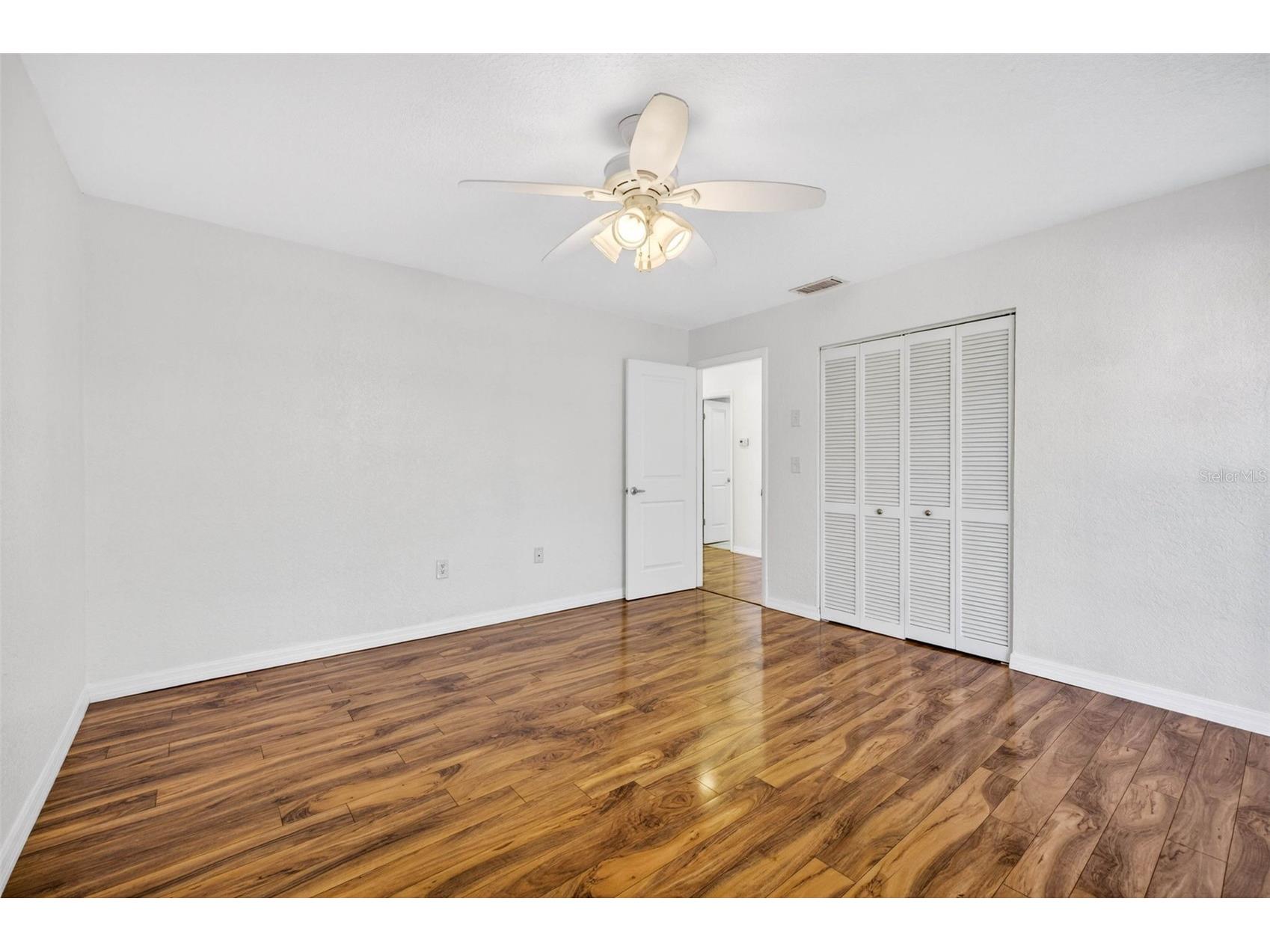9342 Tradewinds Avenue Seminole FL 33776 TB8483434 image18