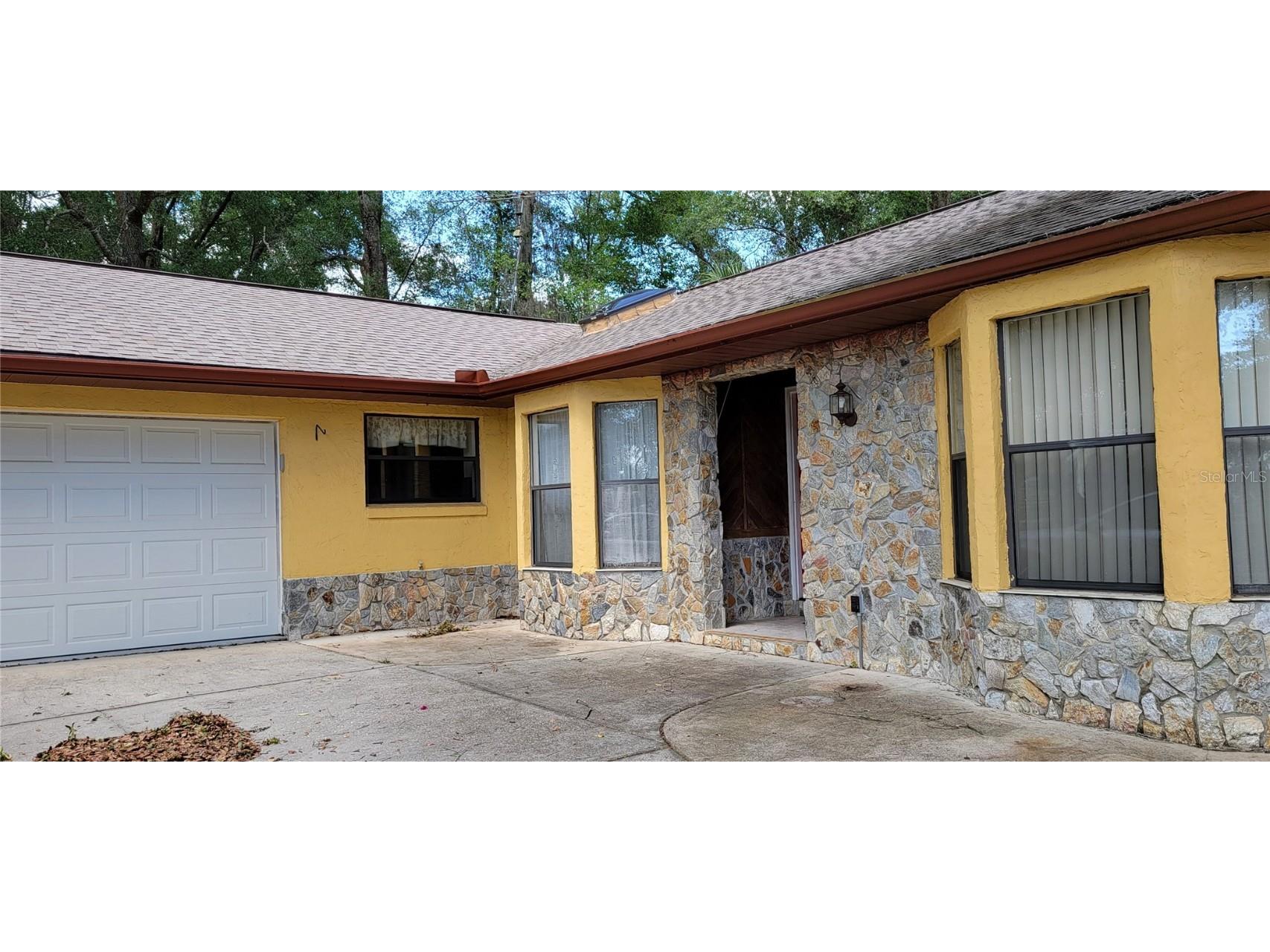 9343 SW 27th Avenue Ocala FL 34476 OM657707 image1