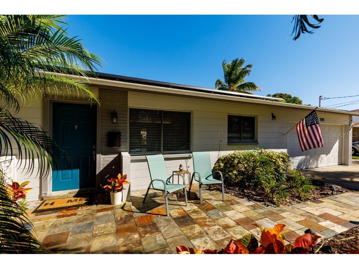 9345 2nd Street N Saint Petersburg FL 33702 U8142964 image1