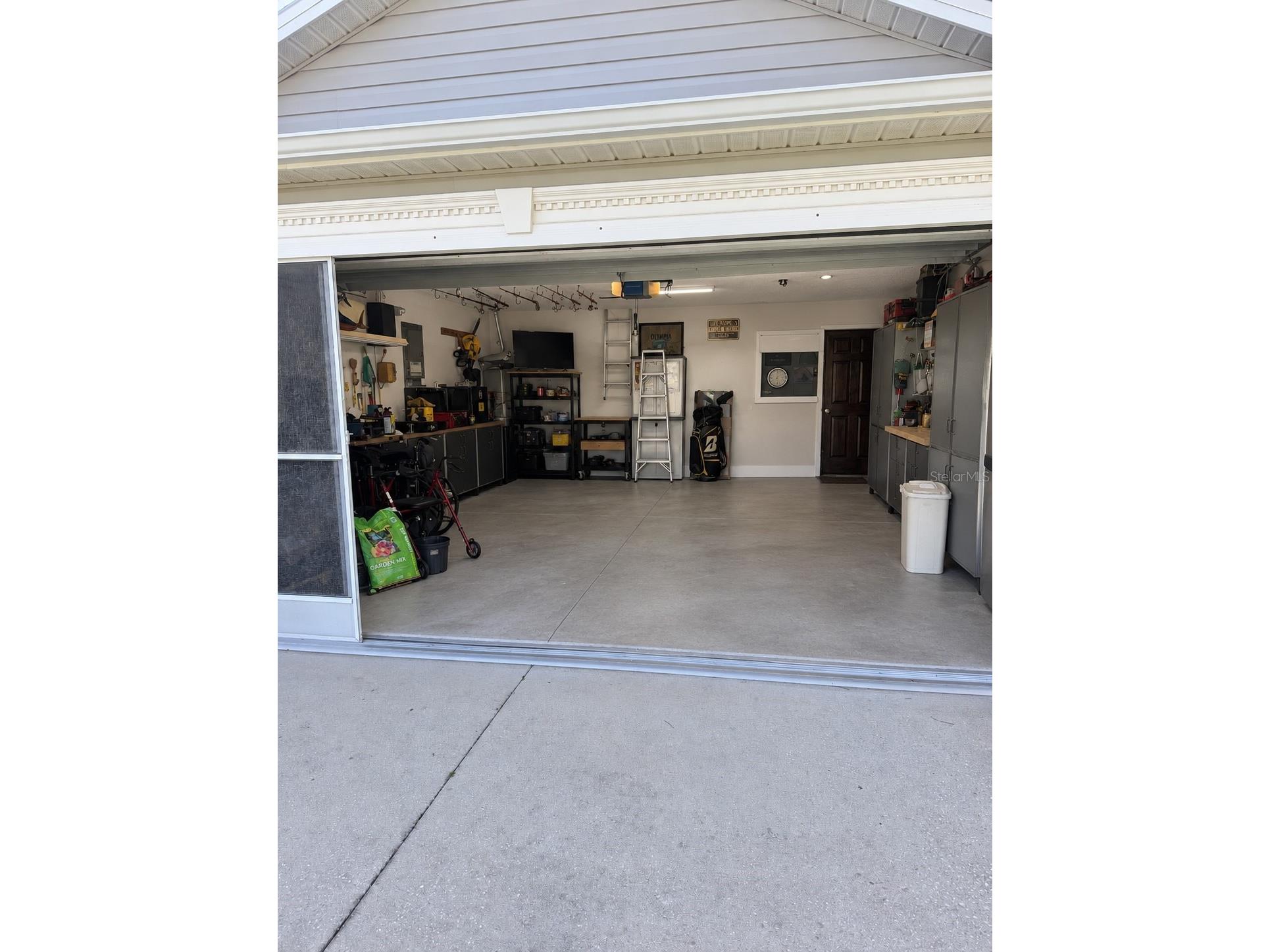 9345 SE 177th Simons Lane The Villages FL 32162 OM725746 image30