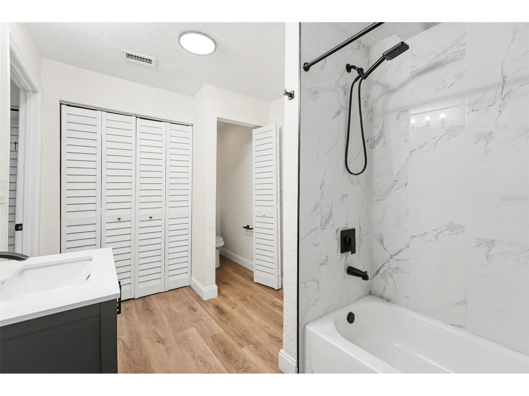 9346 89th Ave Seminole FL 33777 TB8498840 image19