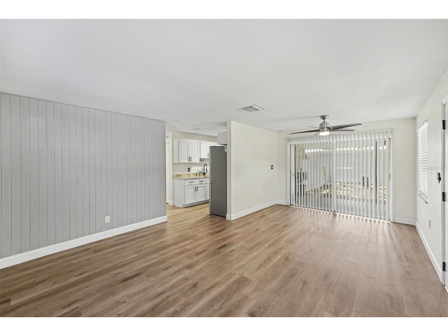 9346 89th Ave Seminole FL 33777 TB8498840 image4