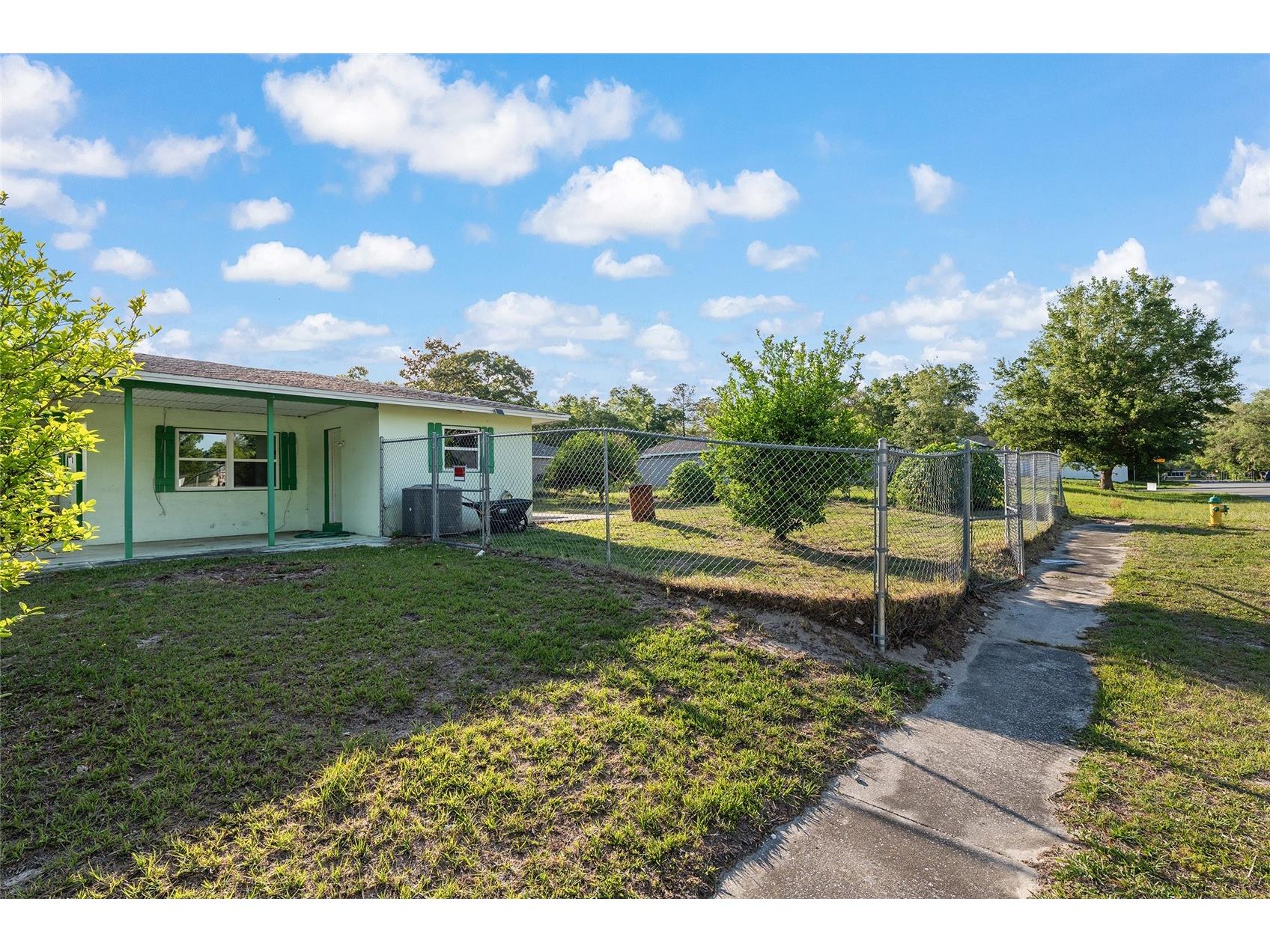 9348 N Citrus Springs Boulevard Citrus Springs FL 34434 OM723367 image54