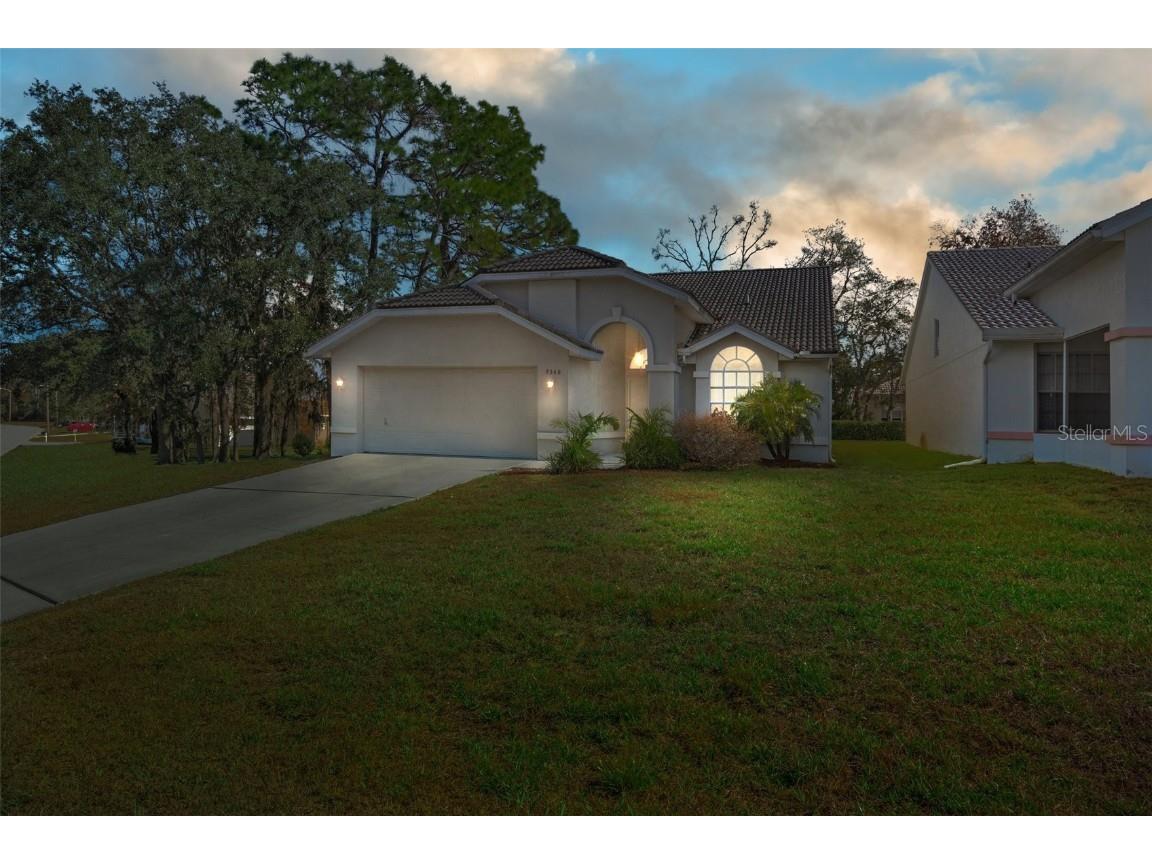 9348 New Orleans Drive Weeki Wachee FL 34613 W7851601 image1