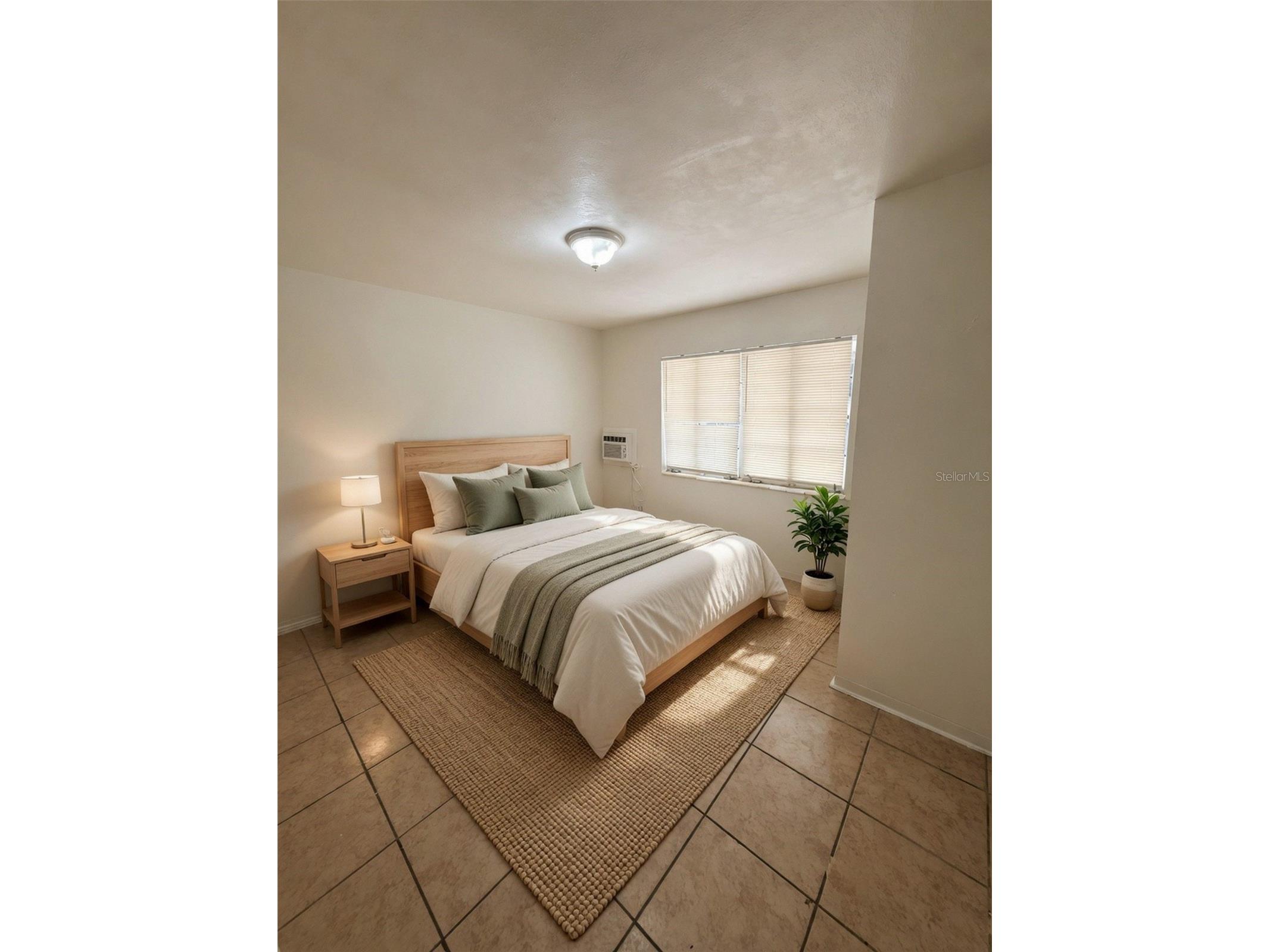 935 17th Avenue S Saint Petersburg FL 33705 TB8501972 image5