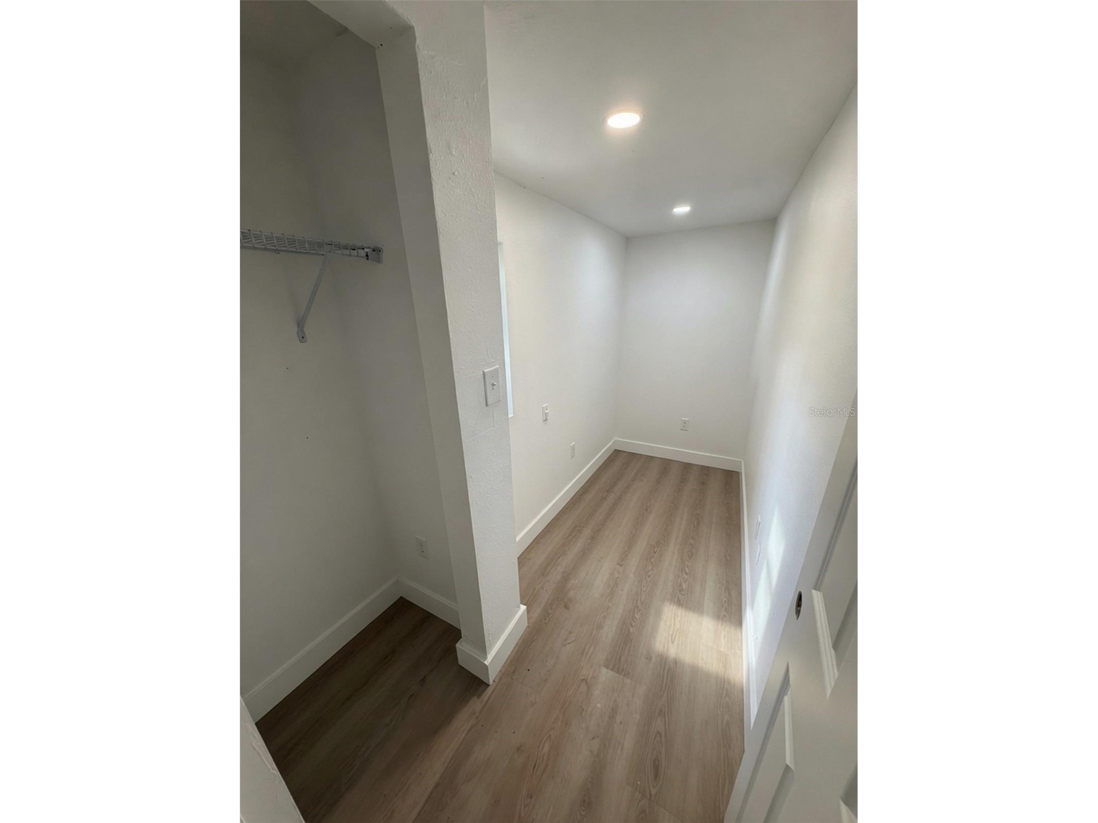 935 17th Avenue S Saint Petersburg FL 33705 TB8526429 image24