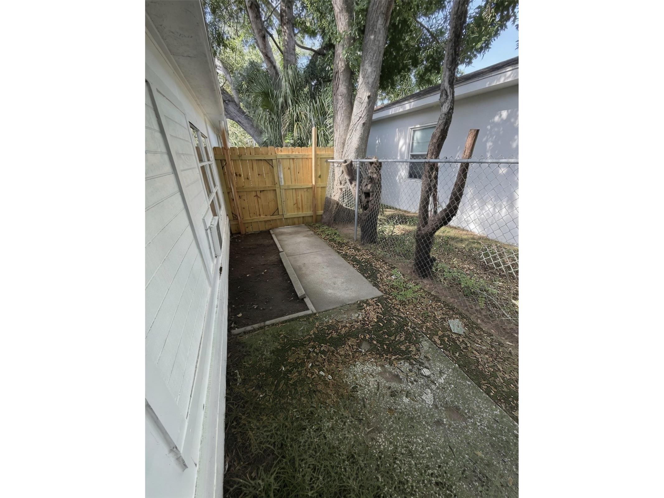 935 17th Avenue S Saint Petersburg FL 33705 TB8526429 image25