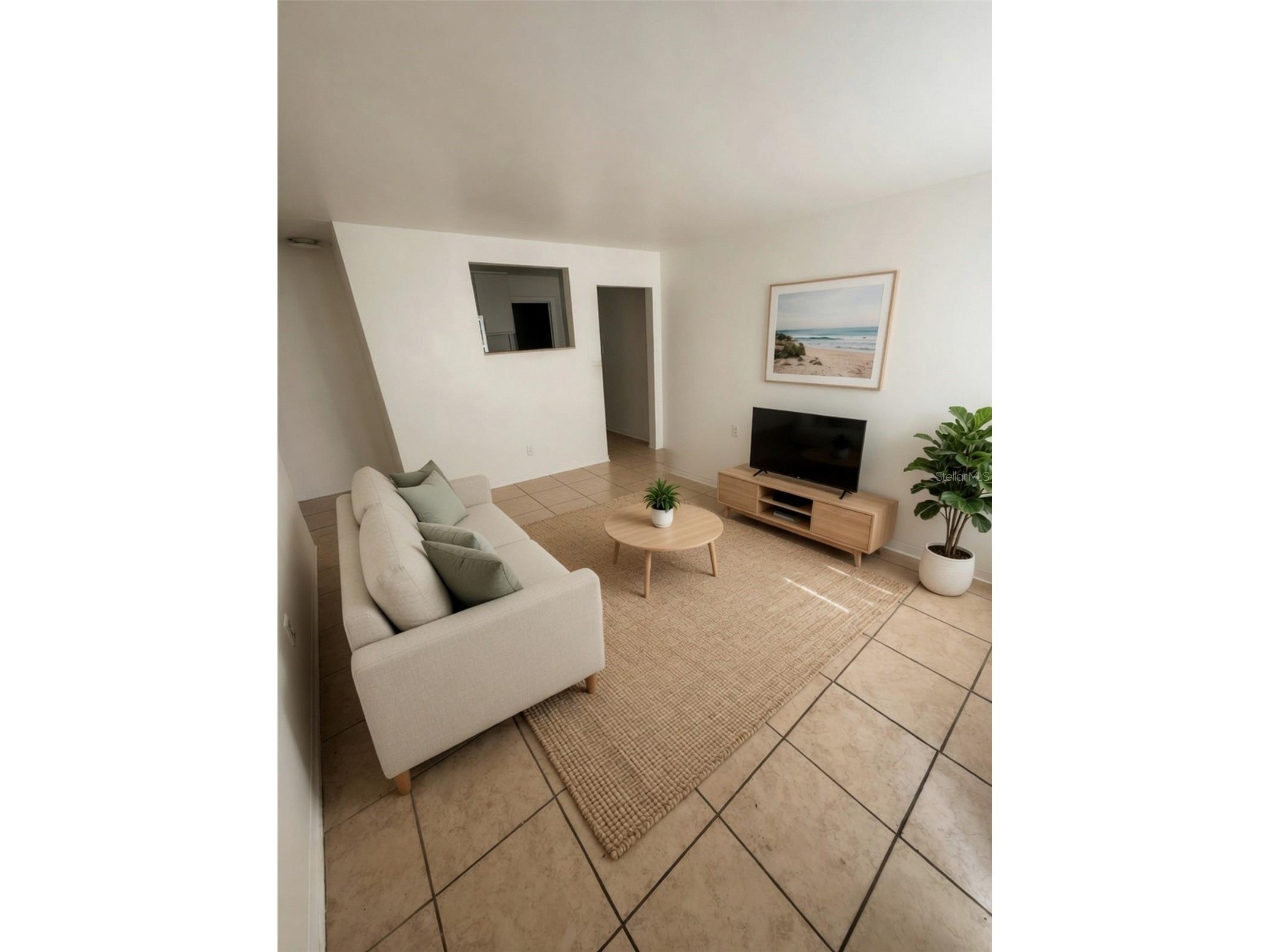 935 17th Avenue S Saint Petersburg FL 33705 TB8526429 image4