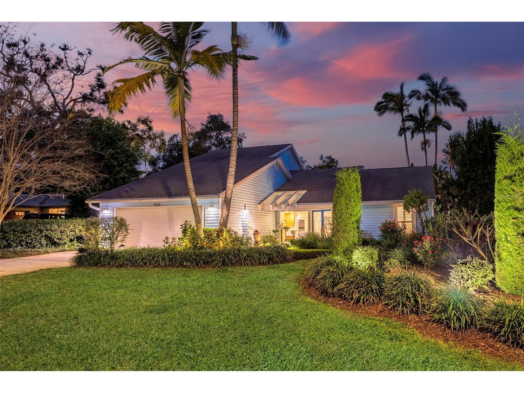 935 42nd Avenue N Saint Petersburg FL 33703 TB8454660 image1