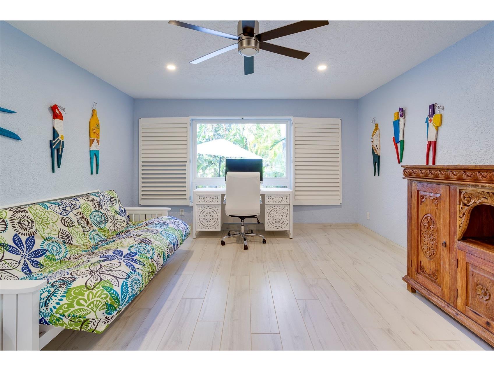 935 42nd Avenue N Saint Petersburg FL 33703 TB8454660 image12