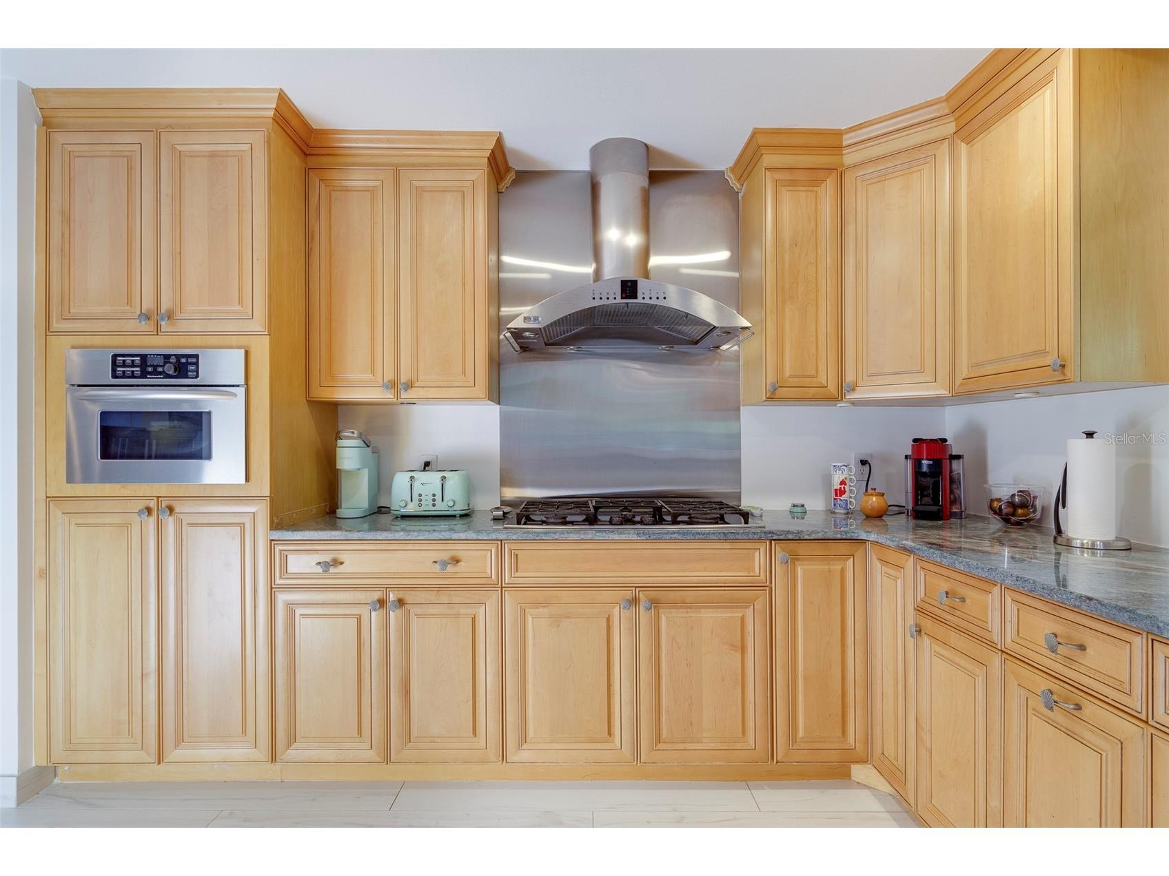 935 42nd Avenue N Saint Petersburg FL 33703 TB8454660 image24