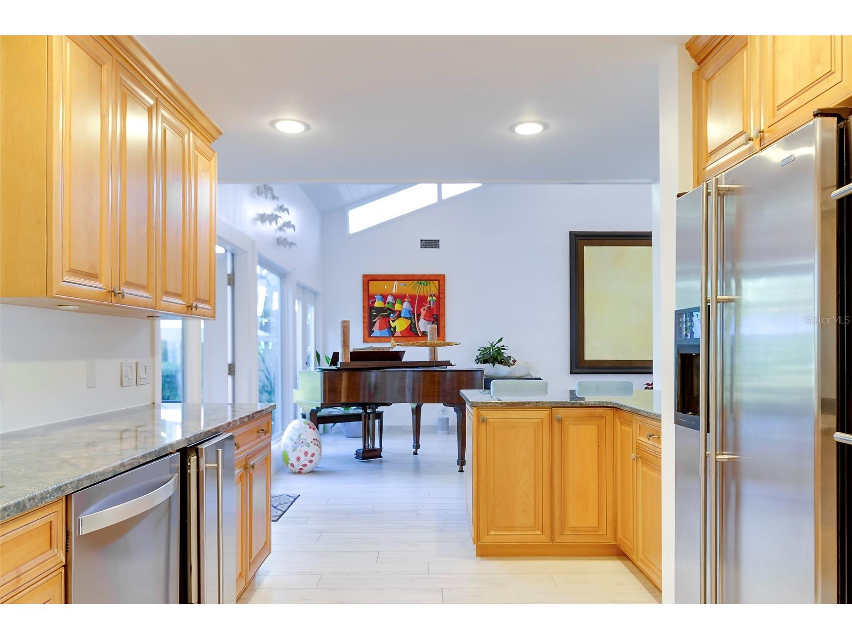 935 42nd Avenue N Saint Petersburg FL 33703 TB8454660 image25