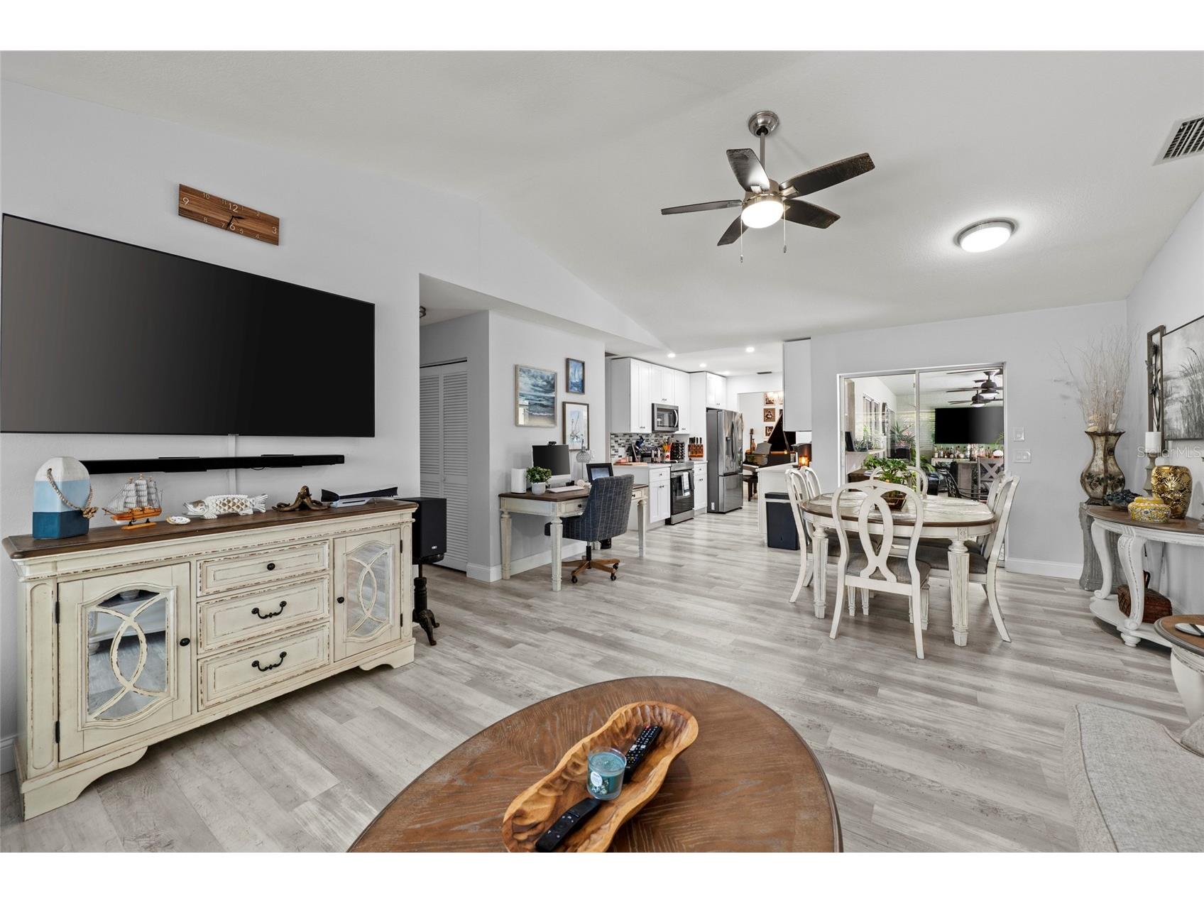 935 Baer Avenue NW Port Charlotte FL 33948 A4687632 image11