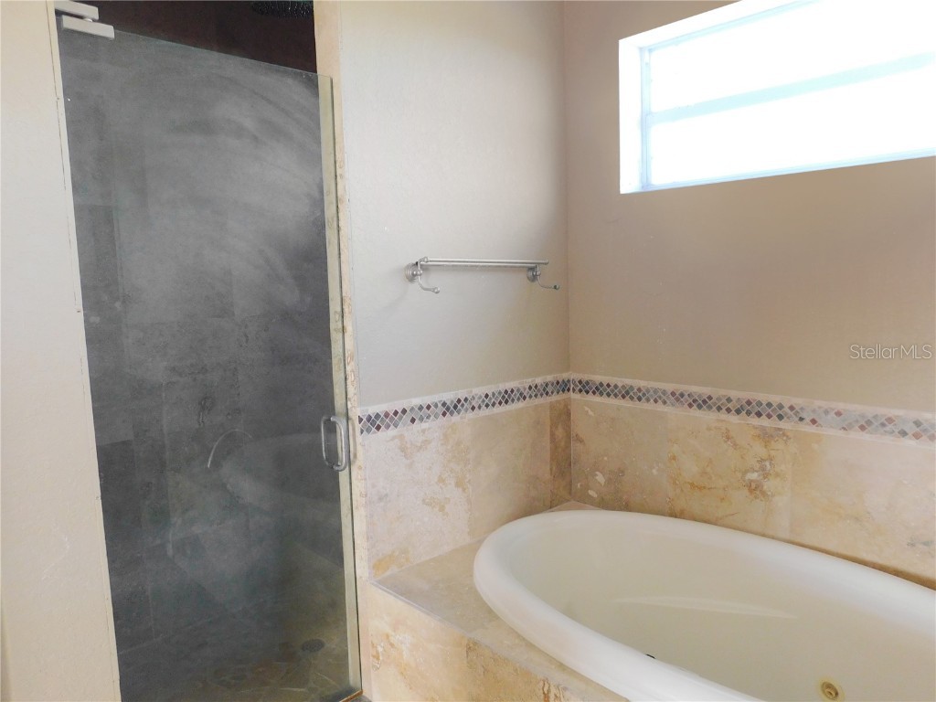 935 Bayshore Drive Terra Ceia FL 34250 TB8459498 image31