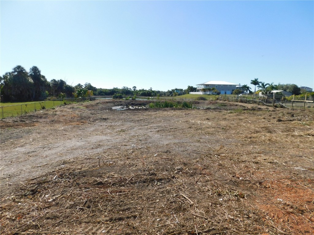 935 Bayshore Drive Terra Ceia FL 34250 TB8459498 image34