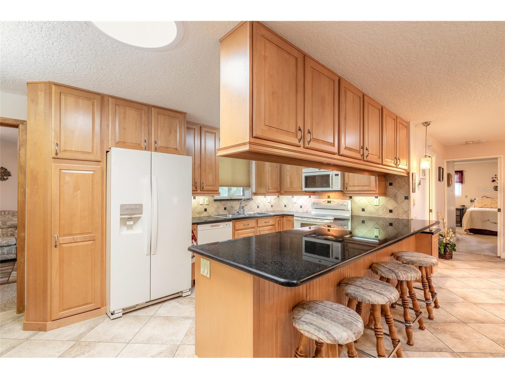 935 Big Tree Road South Daytona FL 32119 V4946491 image12