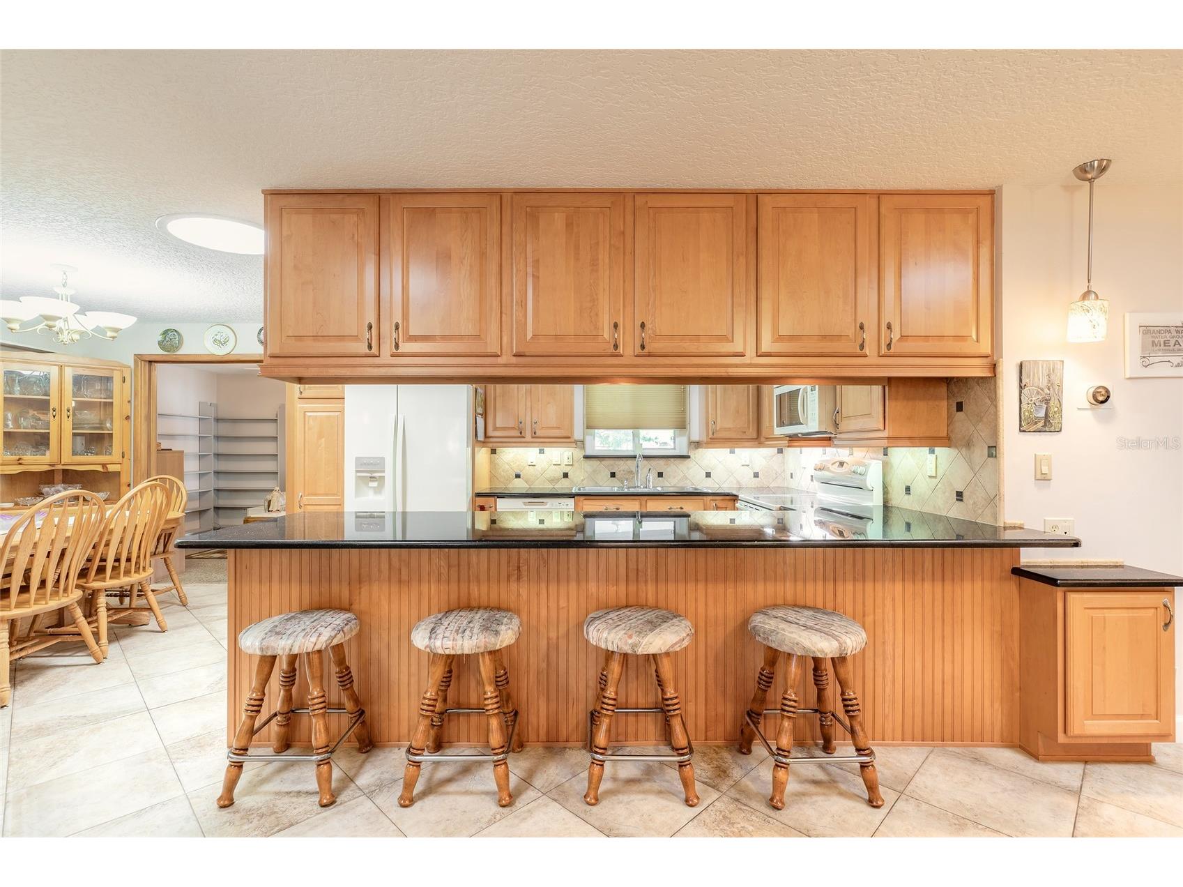 935 Big Tree Road South Daytona FL 32119 V4946491 image16