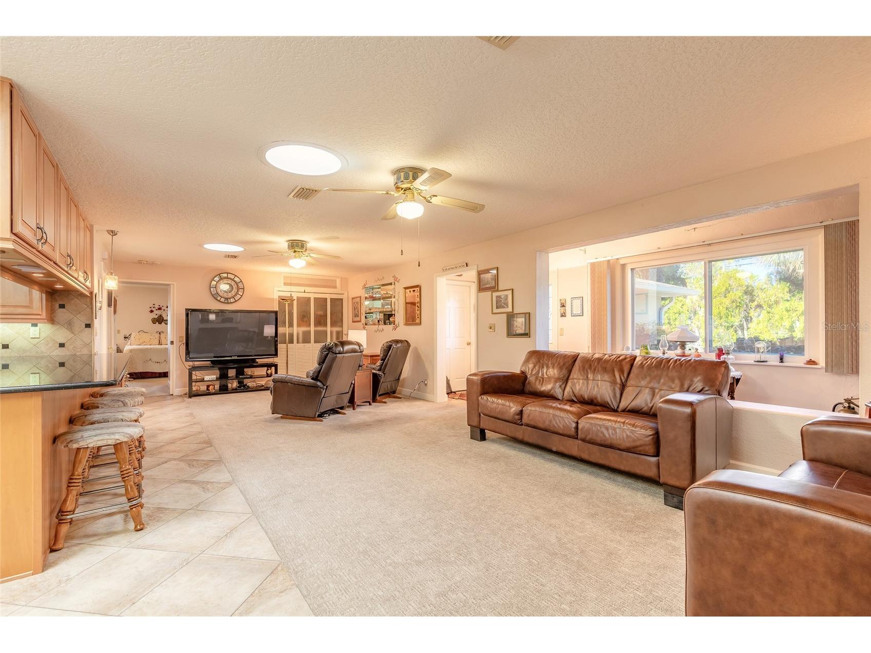 935 Big Tree Road South Daytona FL 32119 V4946491 image9