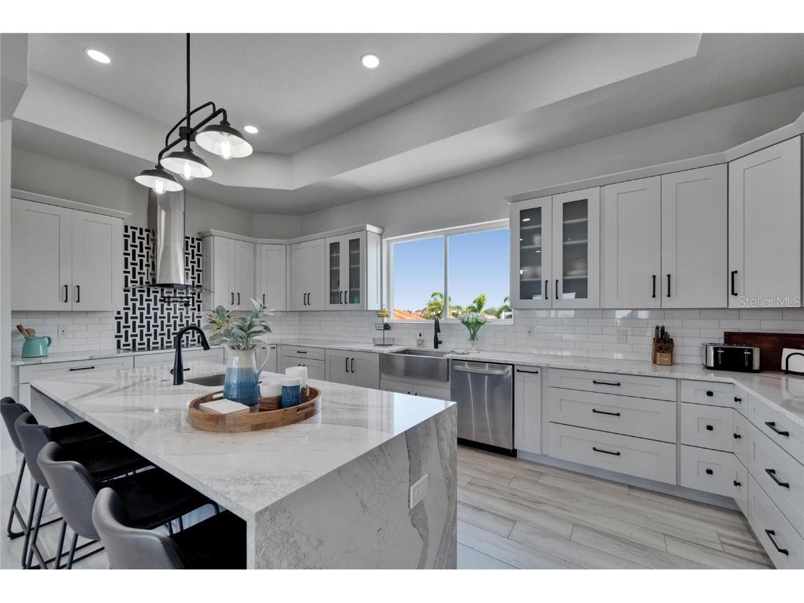 935 Chipaway Drive Apollo Beach FL 33572 - GULF AND SEA WATERWAY TB8379248 image37