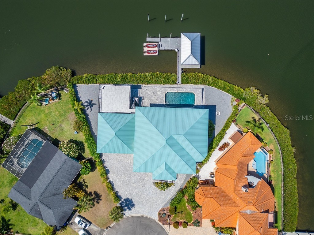 935 Chipaway Drive Apollo Beach FL 33572 - GULF AND SEA WATERWAY TB8379248 image4