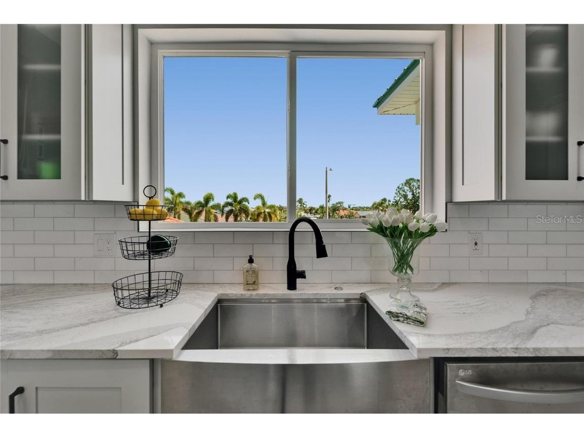 935 Chipaway Drive Apollo Beach FL 33572 - GULF AND SEA WATERWAY TB8379248 image44