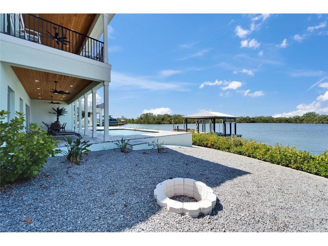 935 Chipaway Drive Apollo Beach FL 33572 - GULF AND SEA WATERWAY TB8379248 image6