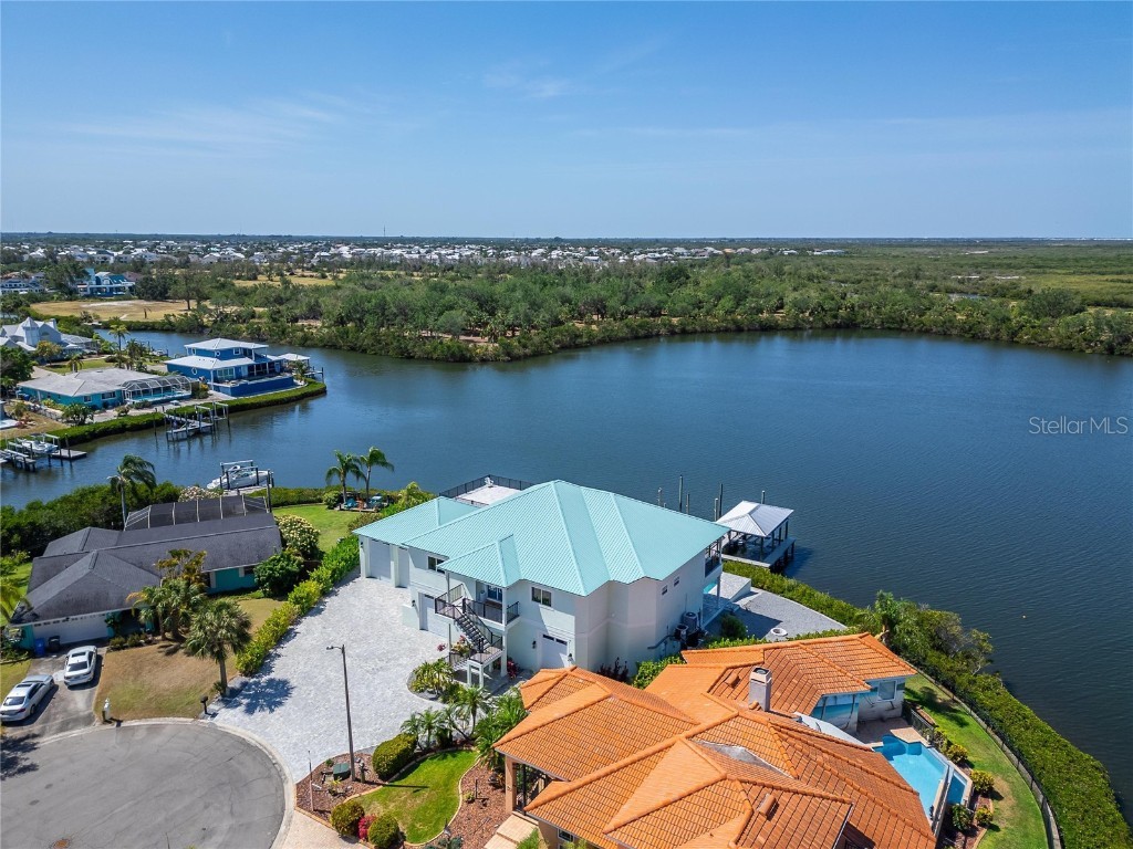 935 Chipaway Drive Apollo Beach FL 33572 - GULF AND SEA WATERWAY TB8379248 image88