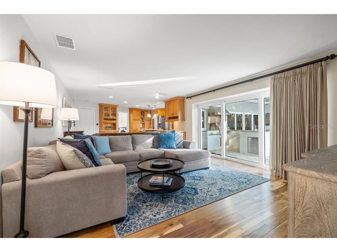 935 Eden Isle Drive NE Saint Petersburg FL 33704 - SMACKS BAYOU TB8371186 image28