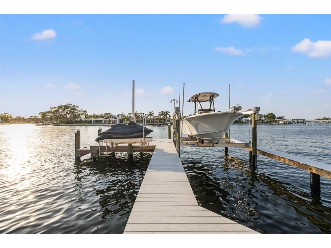 935 Eden Isle Drive NE Saint Petersburg FL 33704 - SMACKS BAYOU TB8371186 image65