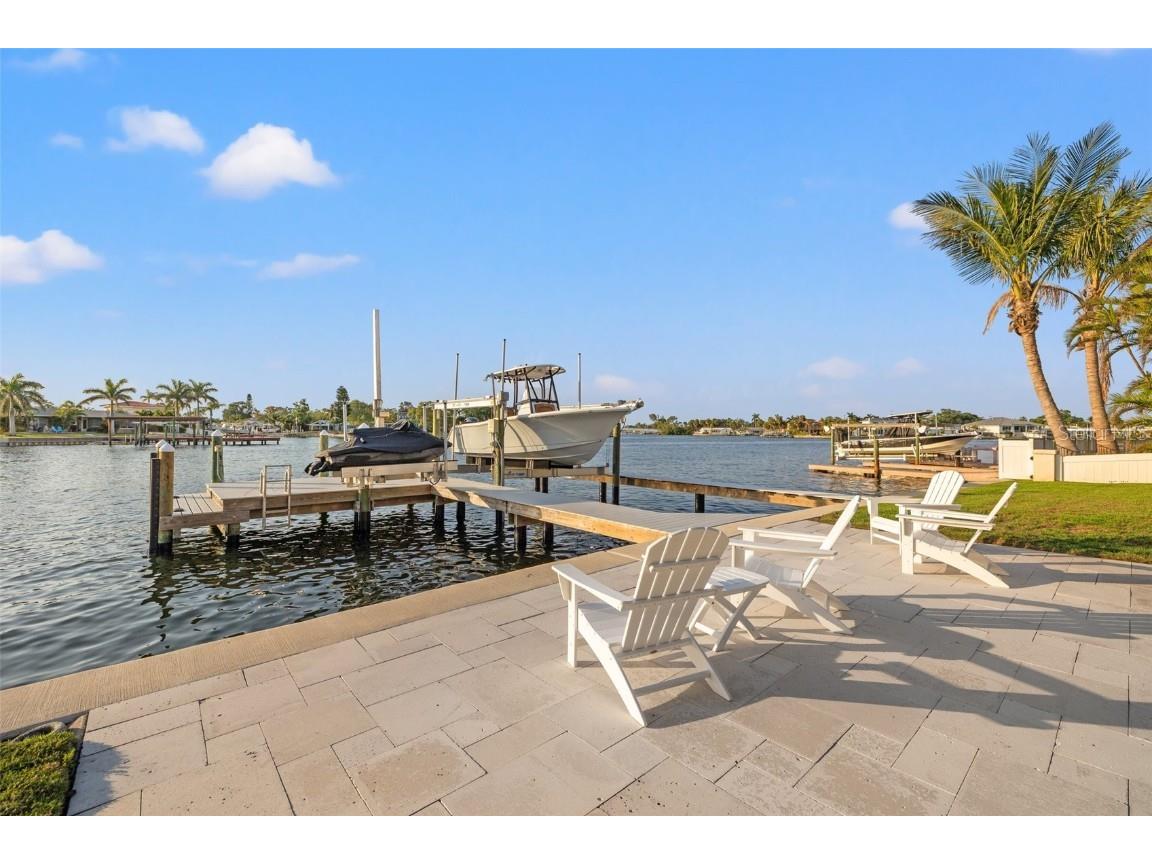 935 Eden Isle Drive NE Saint Petersburg FL 33704 - SMACKS BAYOU TB8371186 image69