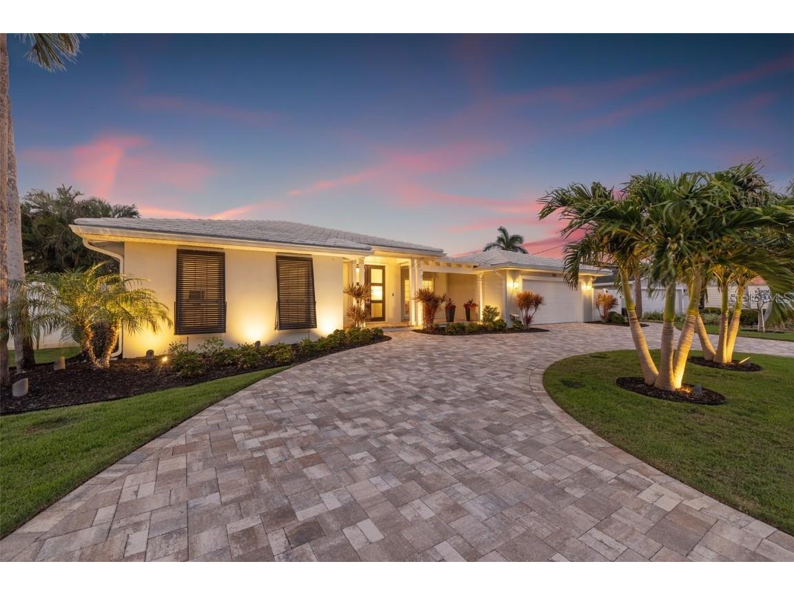 935 Eden Isle Drive NE Saint Petersburg FL 33704 - SMACKS BAYOU TB8371186 image7