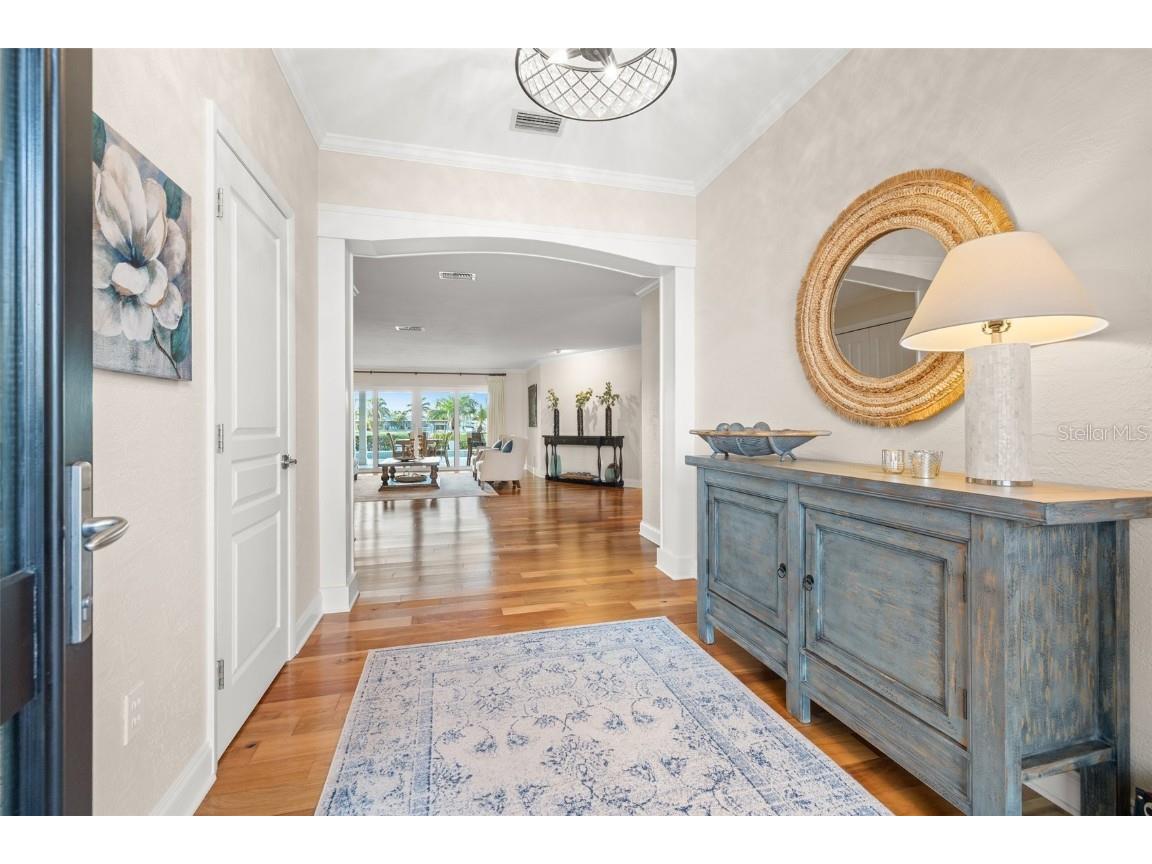 935 Eden Isle Drive NE Saint Petersburg FL 33704 - SMACKS BAYOU TB8371186 image9