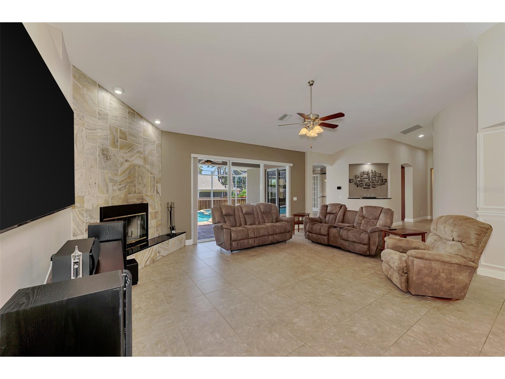 935 Graham Road Venice FL 34293 N6144432 image12