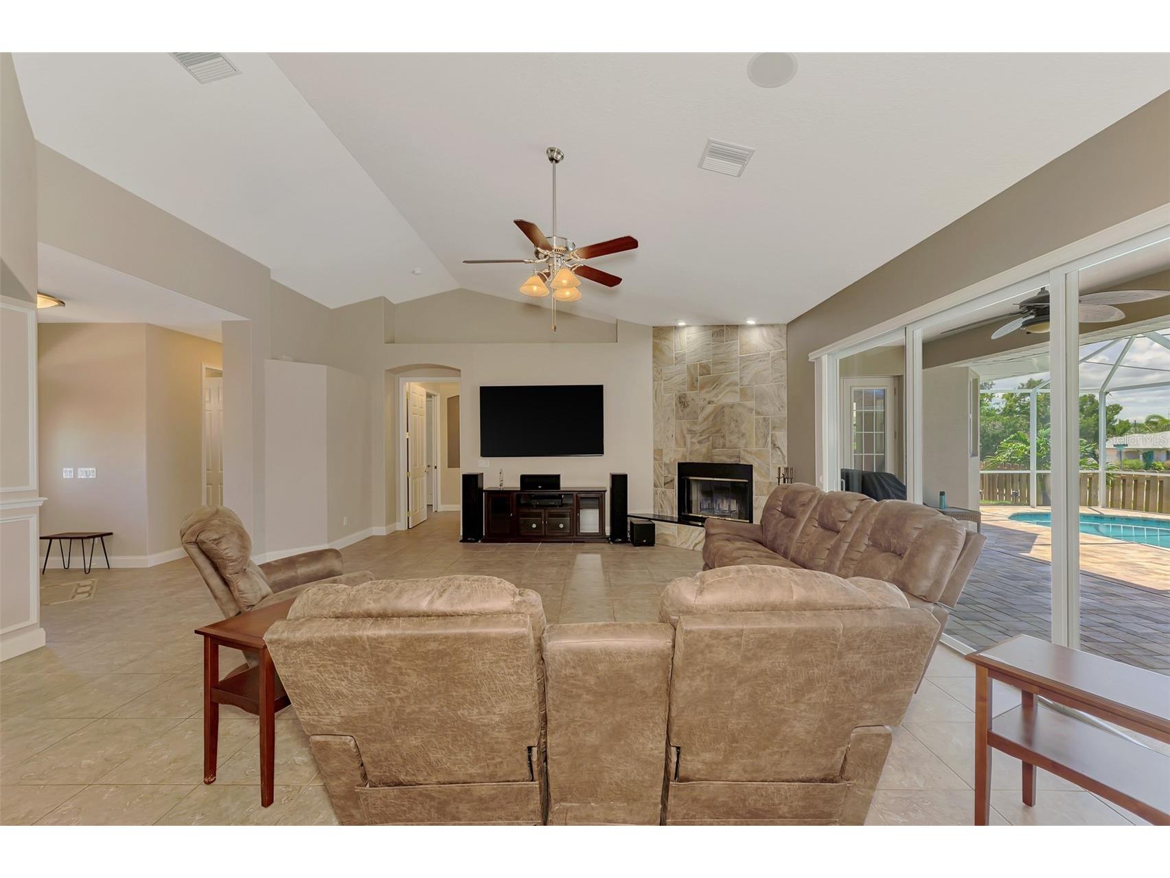 935 Graham Road Venice FL 34293 N6144432 image13