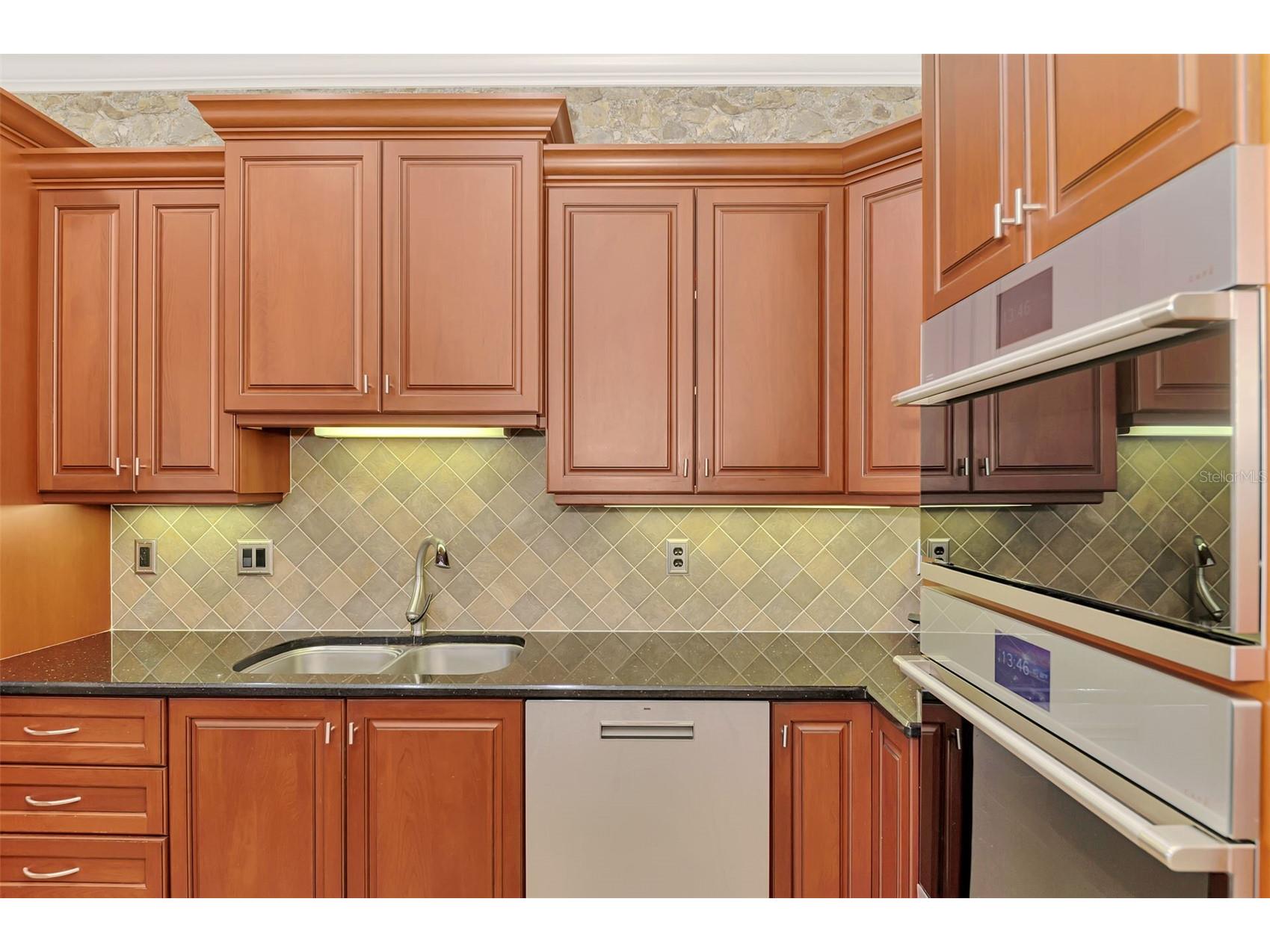 935 Graham Road Venice FL 34293 N6144432 image28