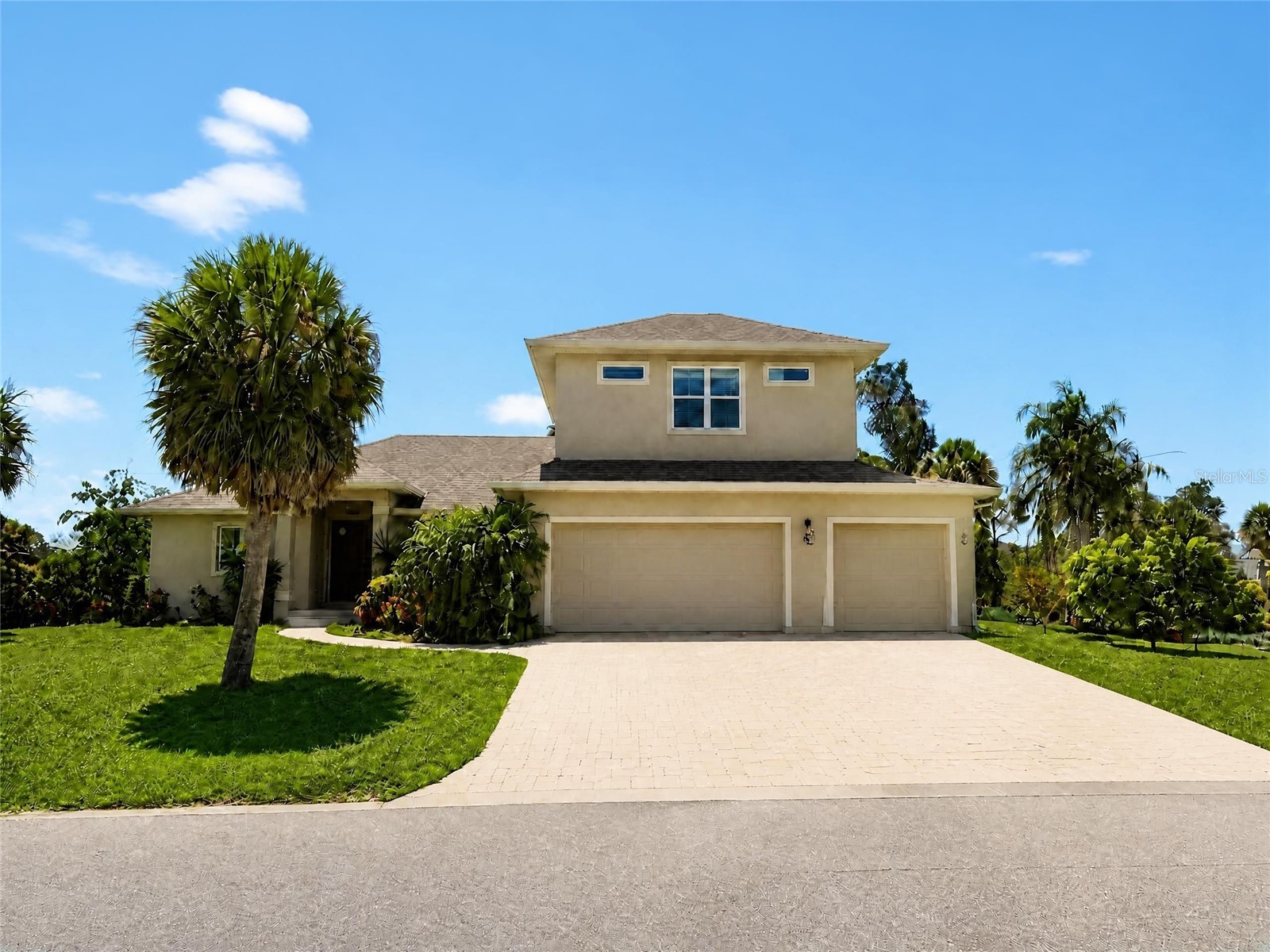 935 Linden Road Venice FL 34293 C7528417 image1