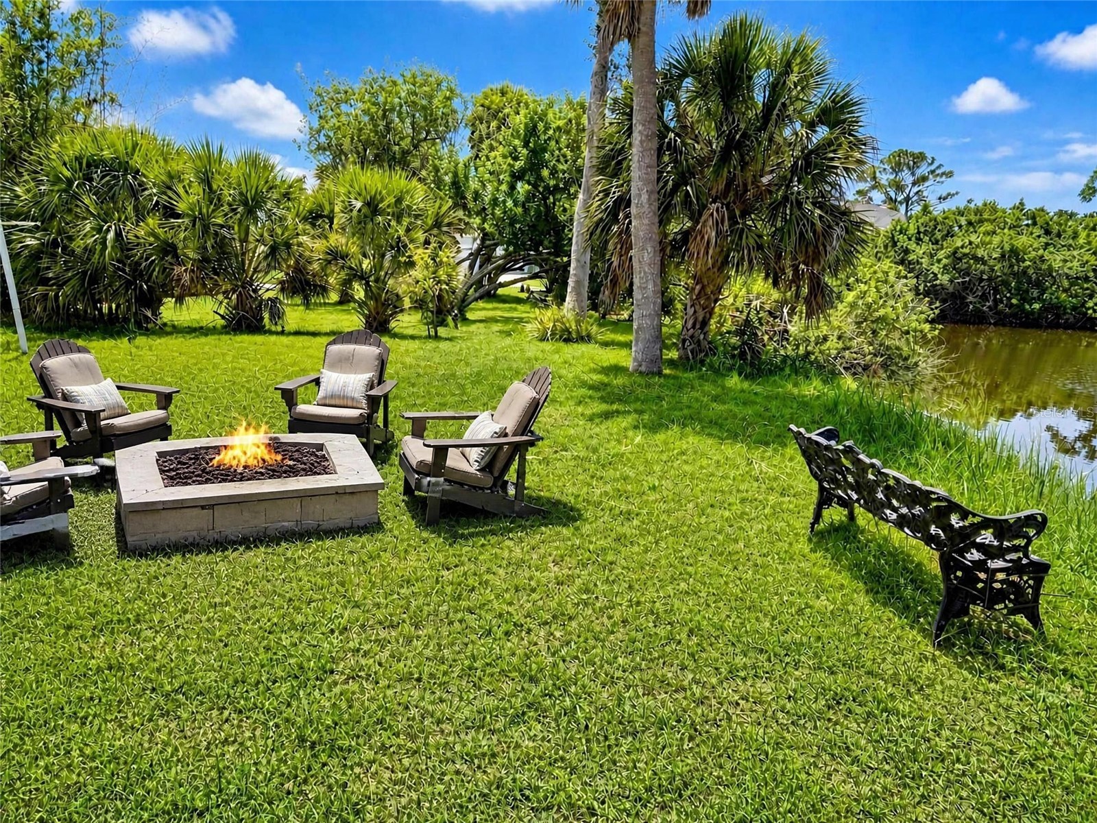 935 Linden Road Venice FL 34293 C7528417 image16