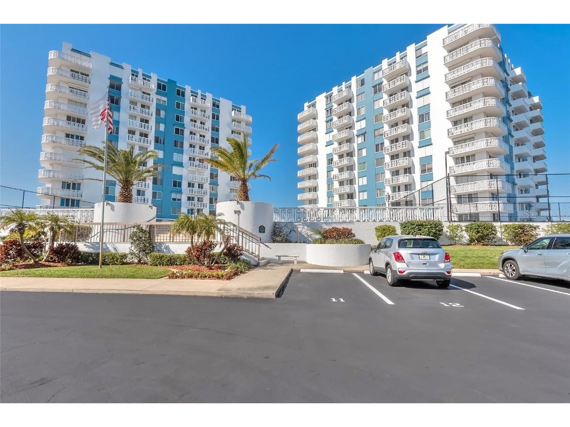 935 N Halifax Avenue #106 Daytona Beach FL 32118 V4946182 image1