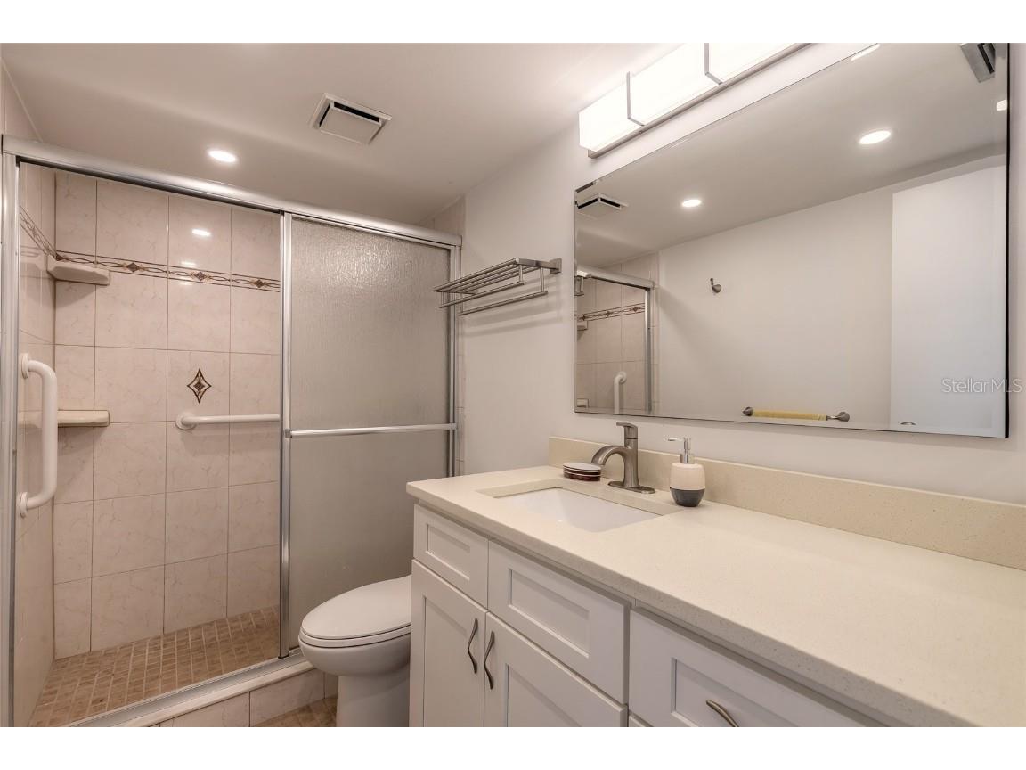935 N Halifax Avenue #106 Daytona Beach FL 32118 V4946182 image28