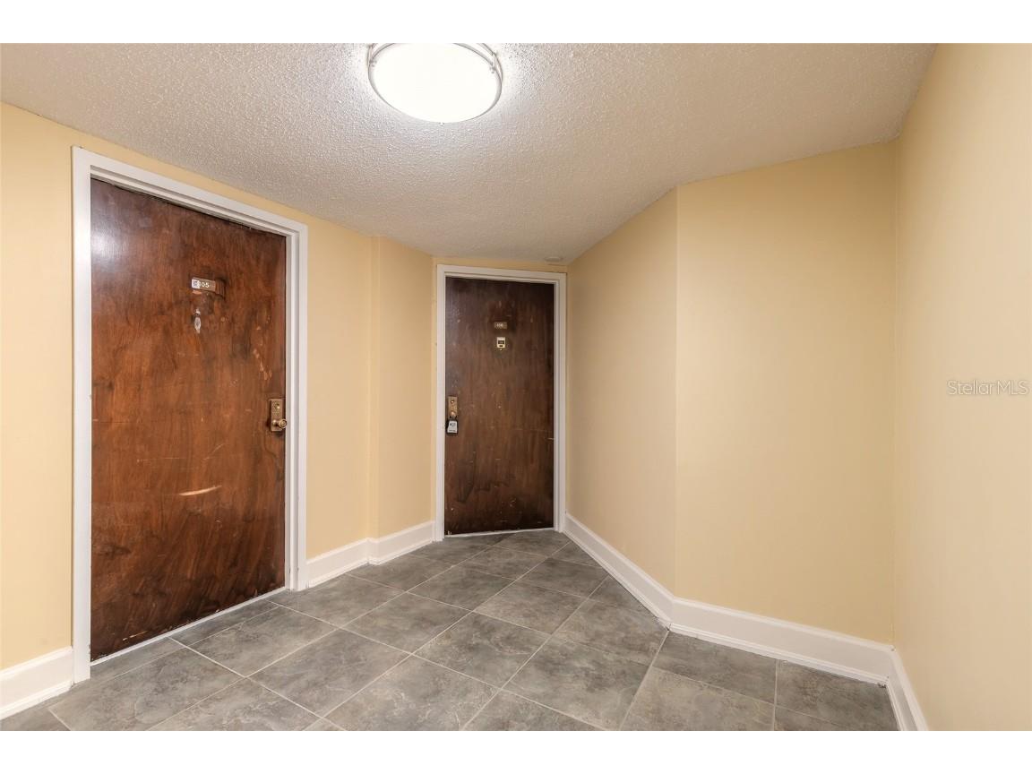935 N Halifax Avenue #106 Daytona Beach FL 32118 V4946182 image3