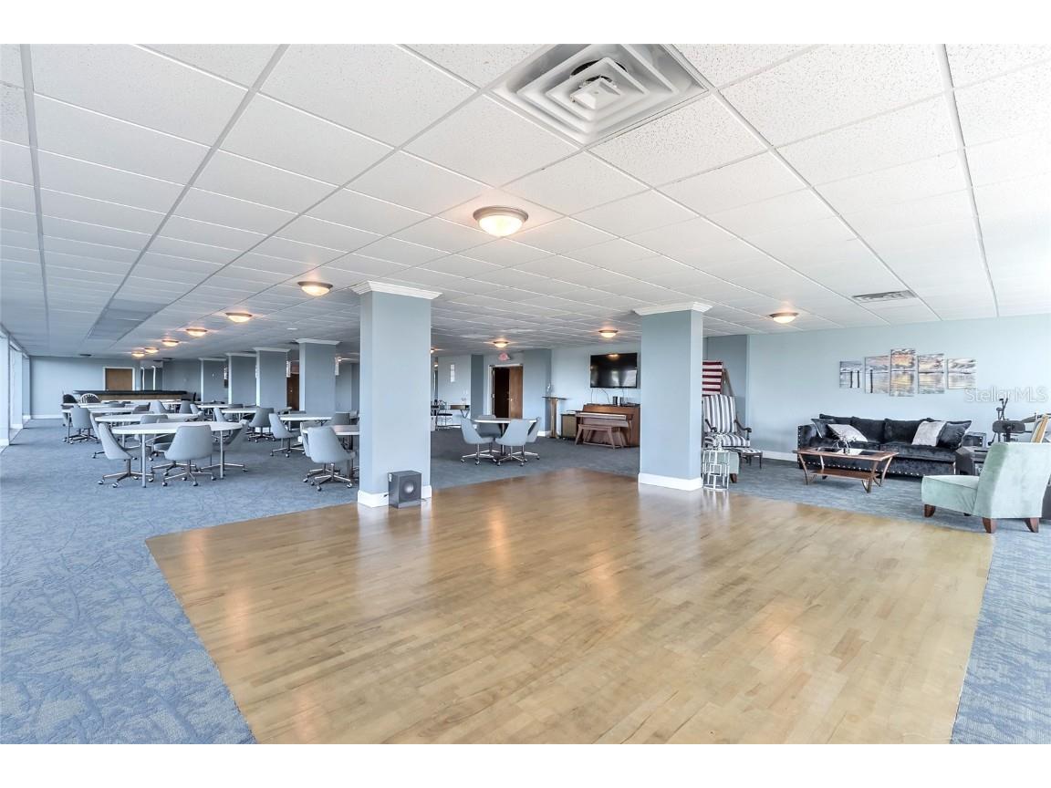935 N Halifax Avenue #106 Daytona Beach FL 32118 V4946182 image37