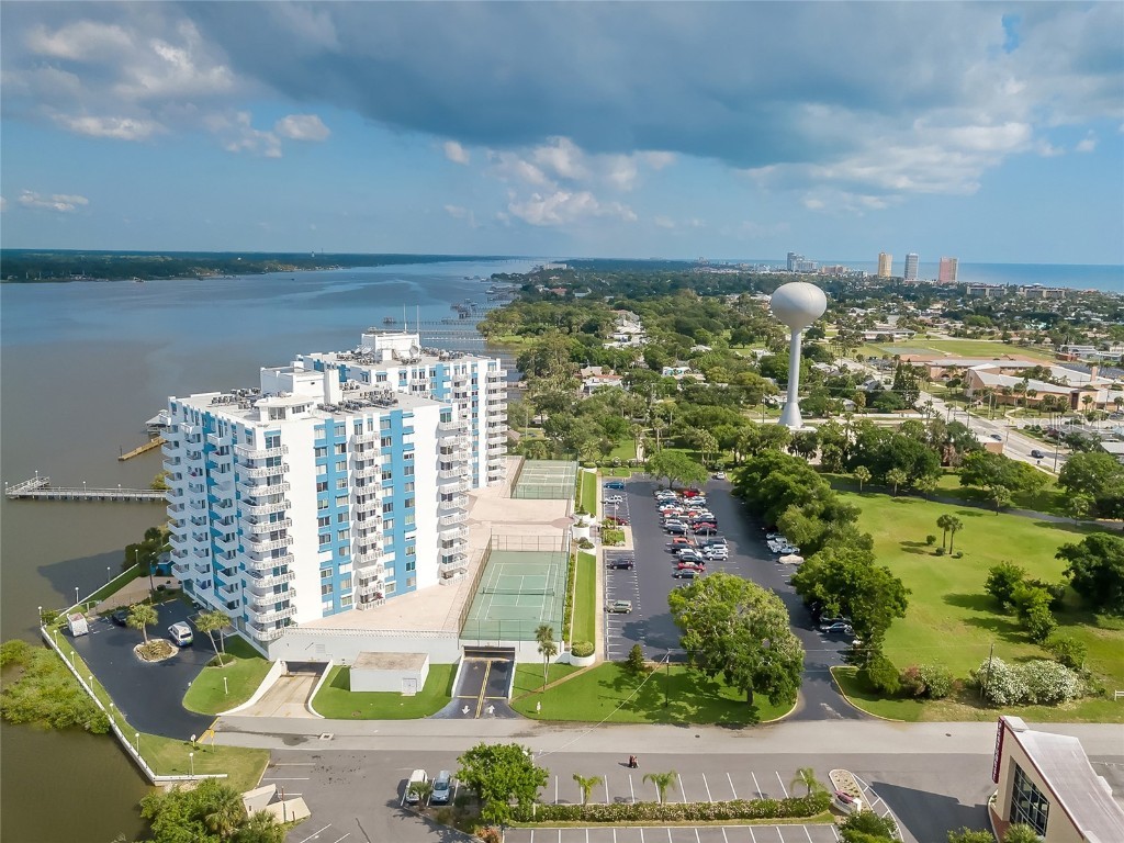 935 N Halifax Avenue #106 Daytona Beach FL 32118 V4946182 image52
