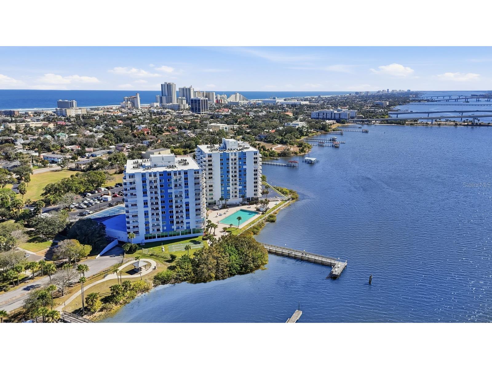 935 N Halifax Avenue #1106 Daytona Beach FL 32118 V4949113 image35