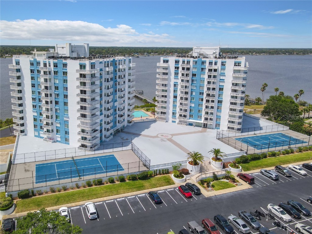 935 N Halifax Avenue #702 Daytona Beach FL 32118 O6112095 image1