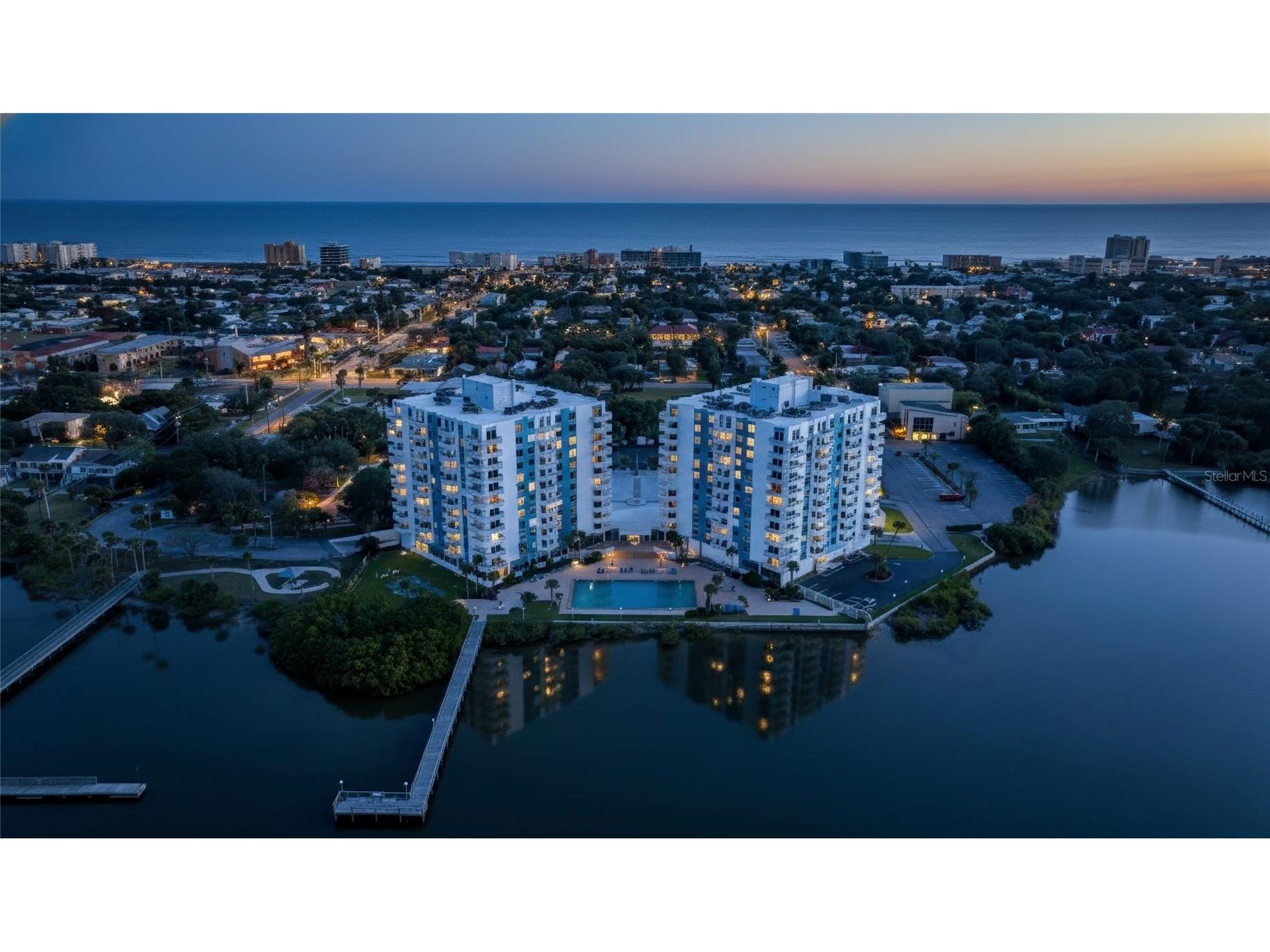 935 N Halifax Avenue #707 Daytona Beach FL 32118 V4947123 image1