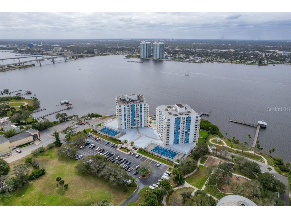 935 N Halifax Avenue #904 Daytona Beach FL 32118 V4944998 image29