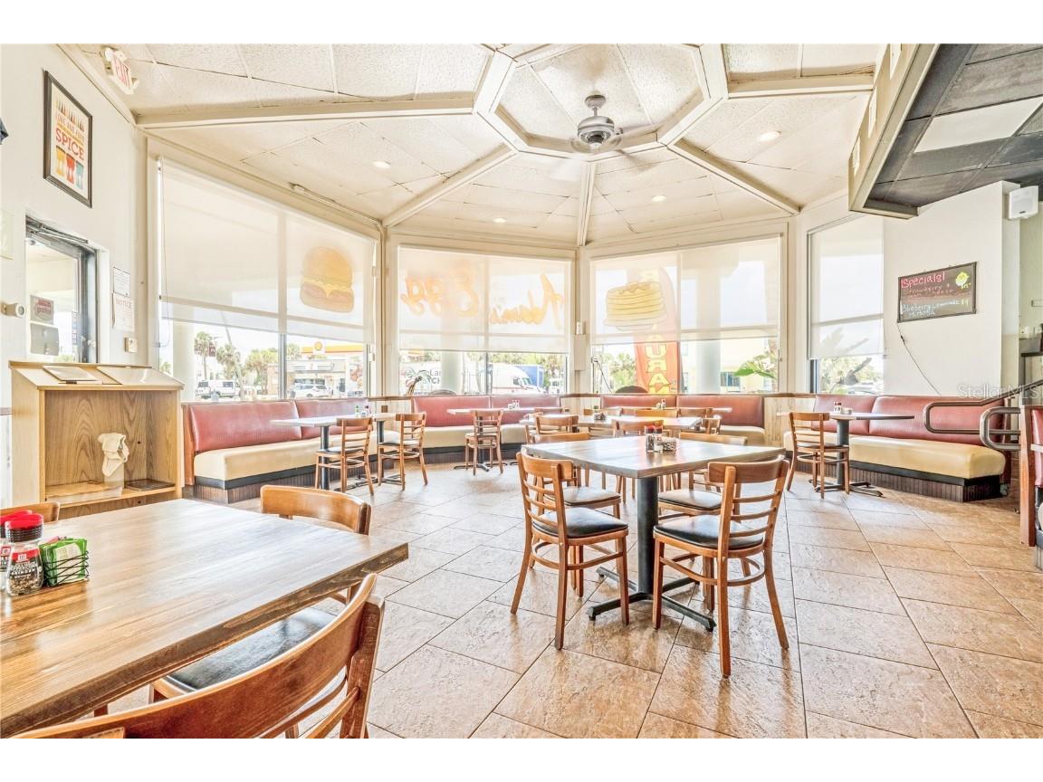 935 S Atlantic Avenue Daytona Beach FL 32118 V4942744 image3