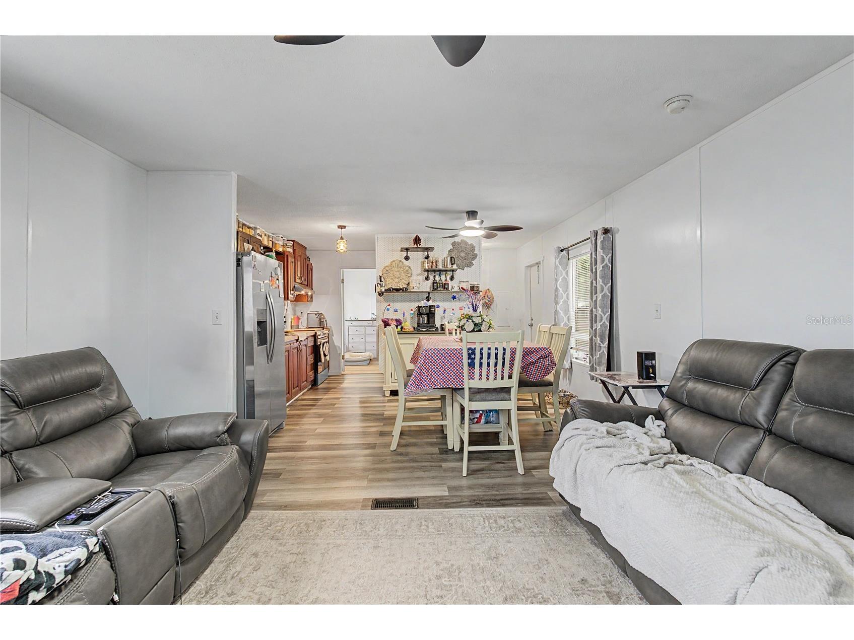 935 S Crystal Grove Point Homosassa FL 34448 OM727909 image3